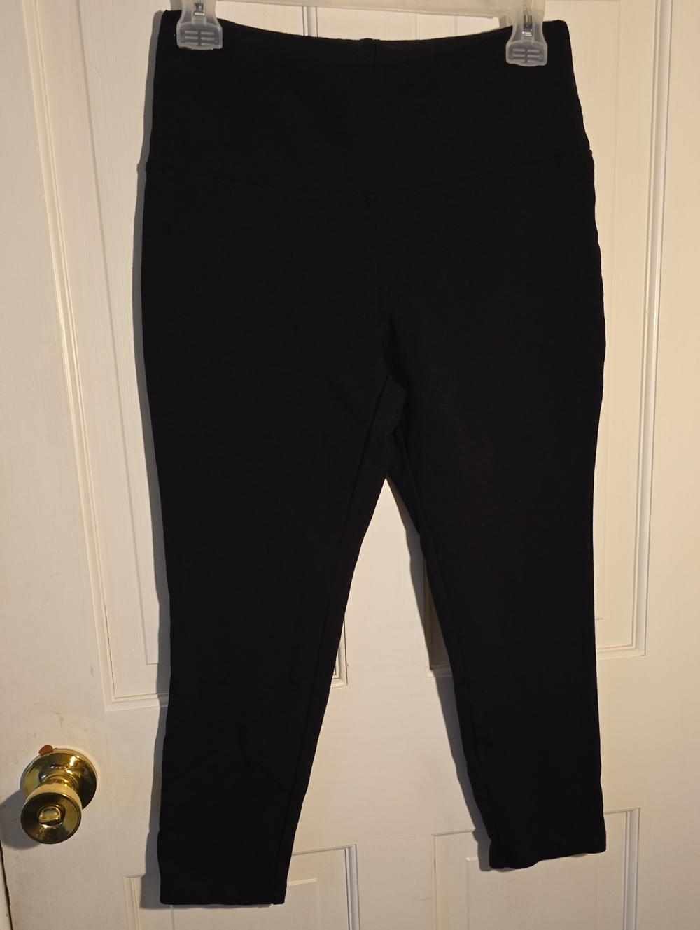 Liz Claiborne Weekend Black Ponte Ankle Pants Size M
